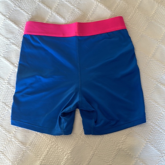 Nike Pro Spandex-Child Large - Picture 2 of 3